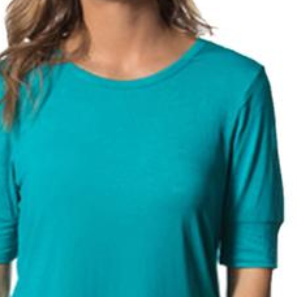 Half-Sleeves Tee w Cuffs Soft to the Touch A0032